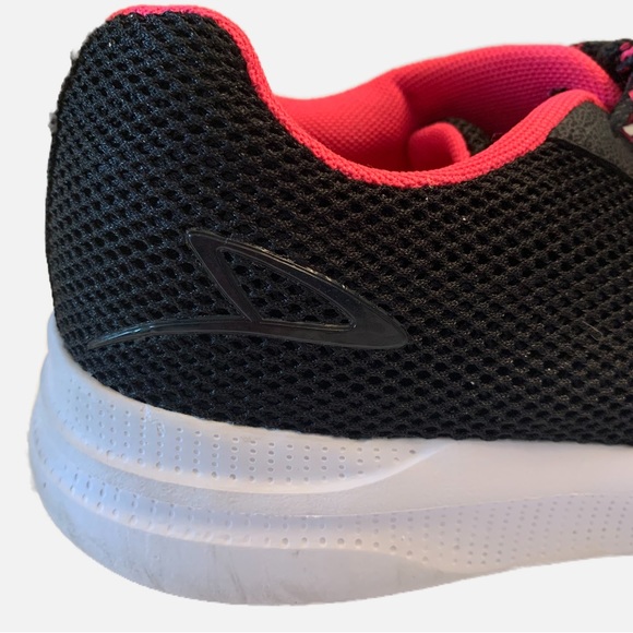 Champion women’s running shoes.  Used, size 11.  Very clean.  Pink and black. - Picture 4 of 8